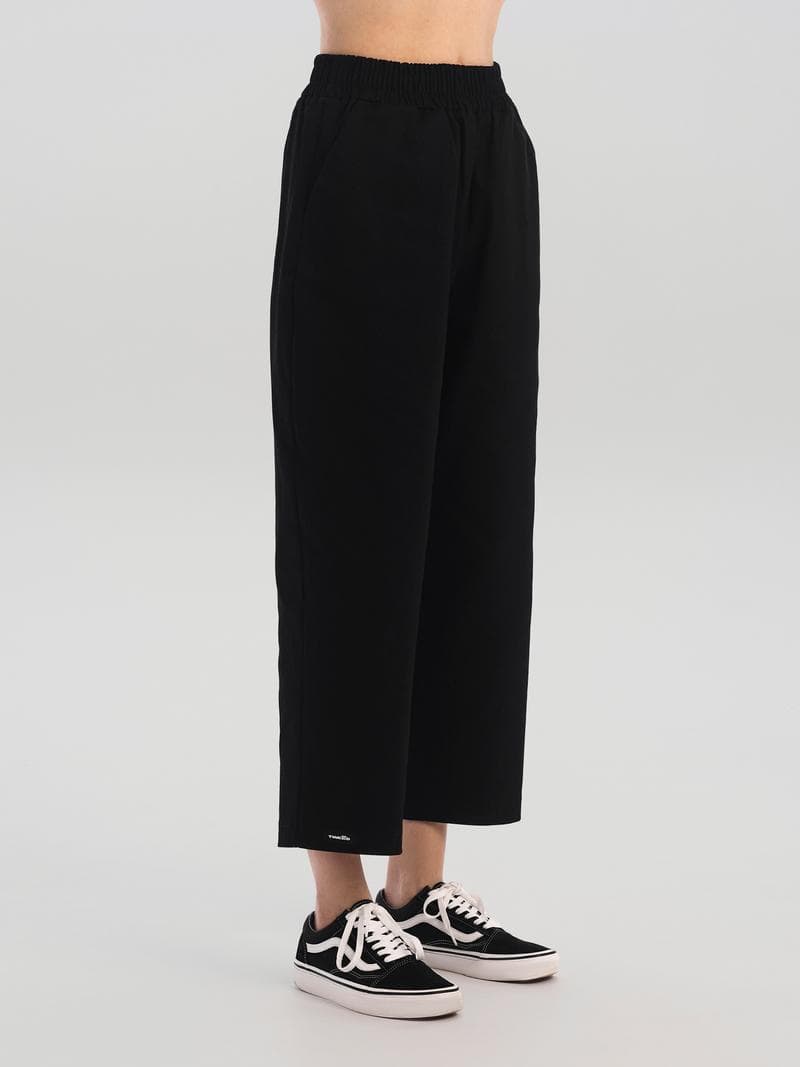 Брюки Wide чёрные жен — фото 1